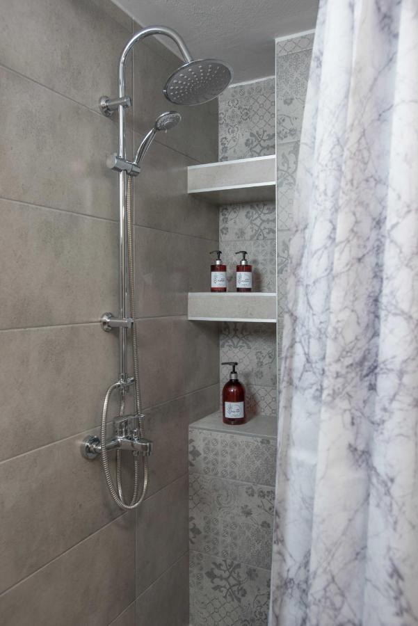 Apartament Spacious Close To Port-sites W/view 2 Heraklion